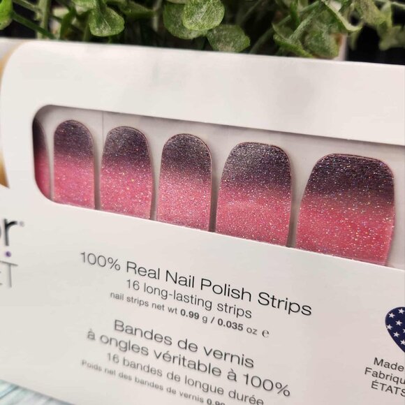 Color Street- Atomic Sparkle - Picture 3 of 5